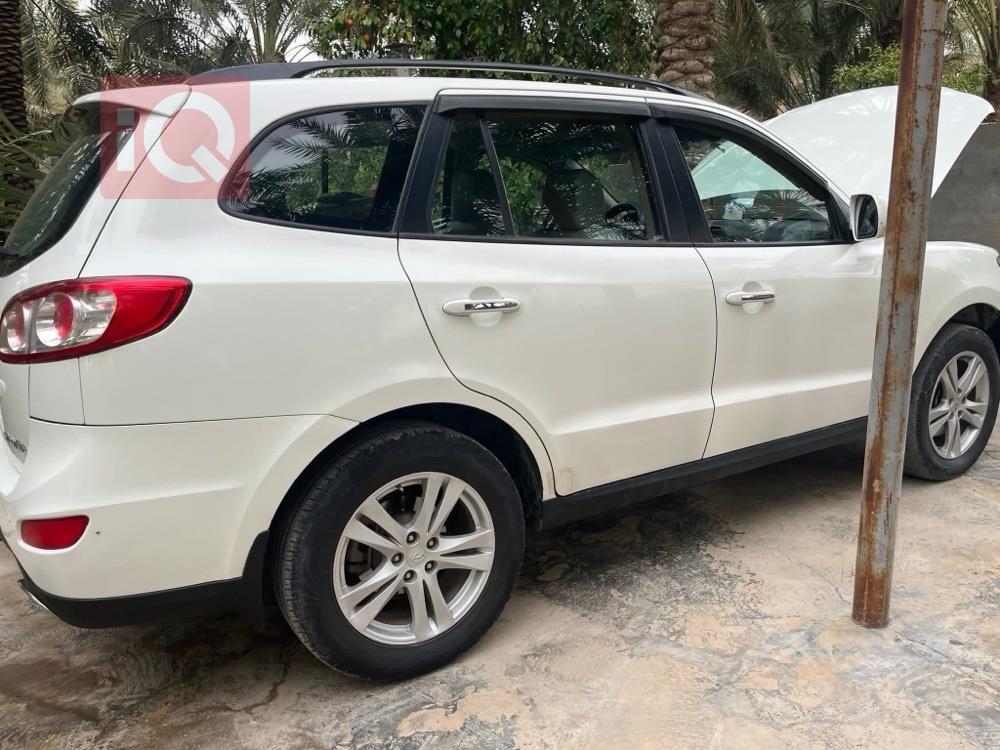 هيونداي سانتافي